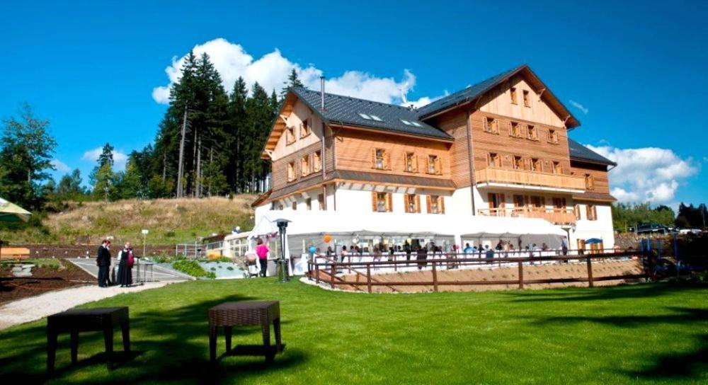 Hotel Eagle Mariánské Lázně Exterior foto